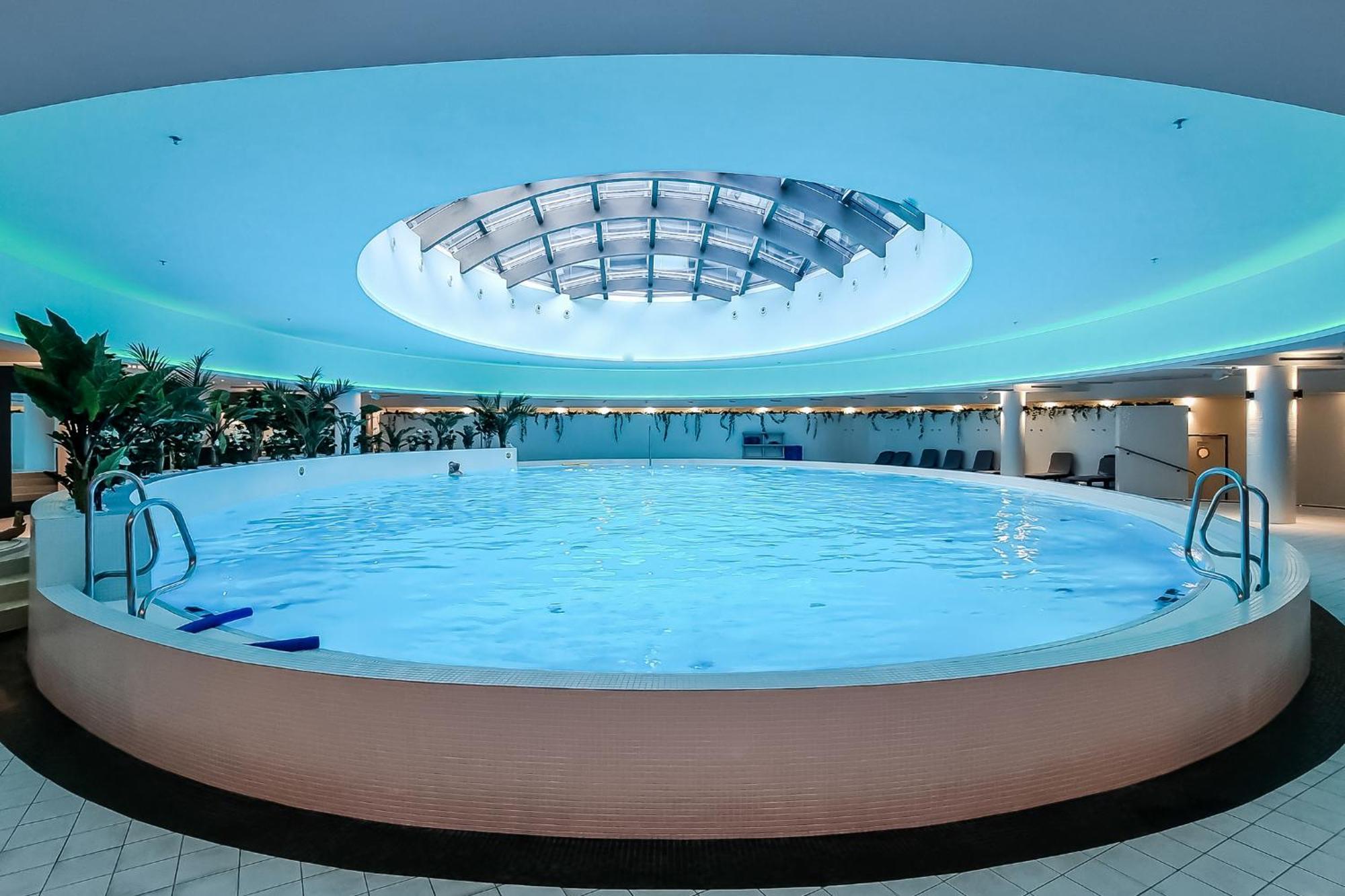 Apartment Hanza Tower No 628 - 6th Floor, Balcony, Swimming Pool *