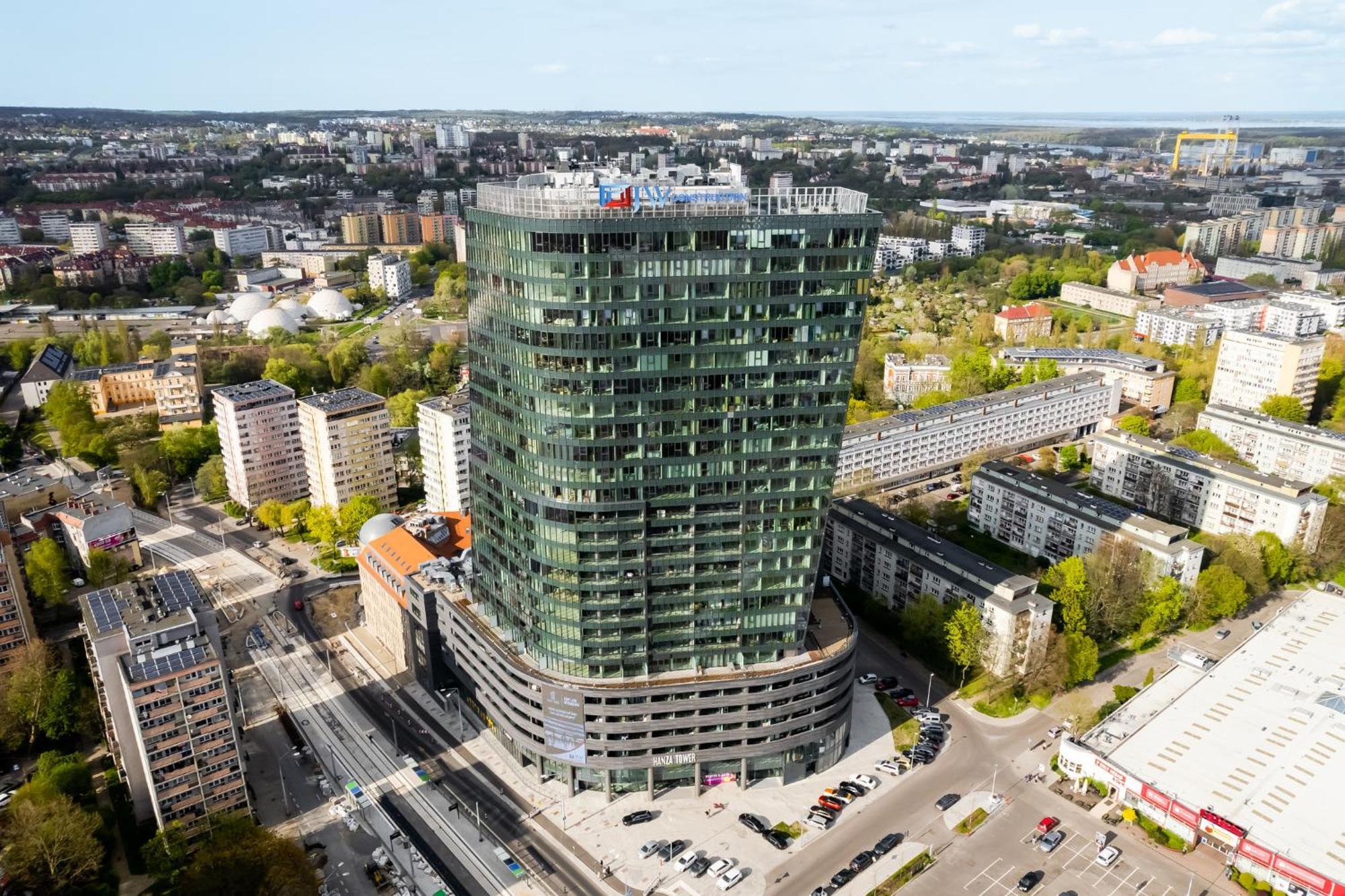 Hanza Tower No 628 - 6th Floor, Balcony, Swimming Pool *