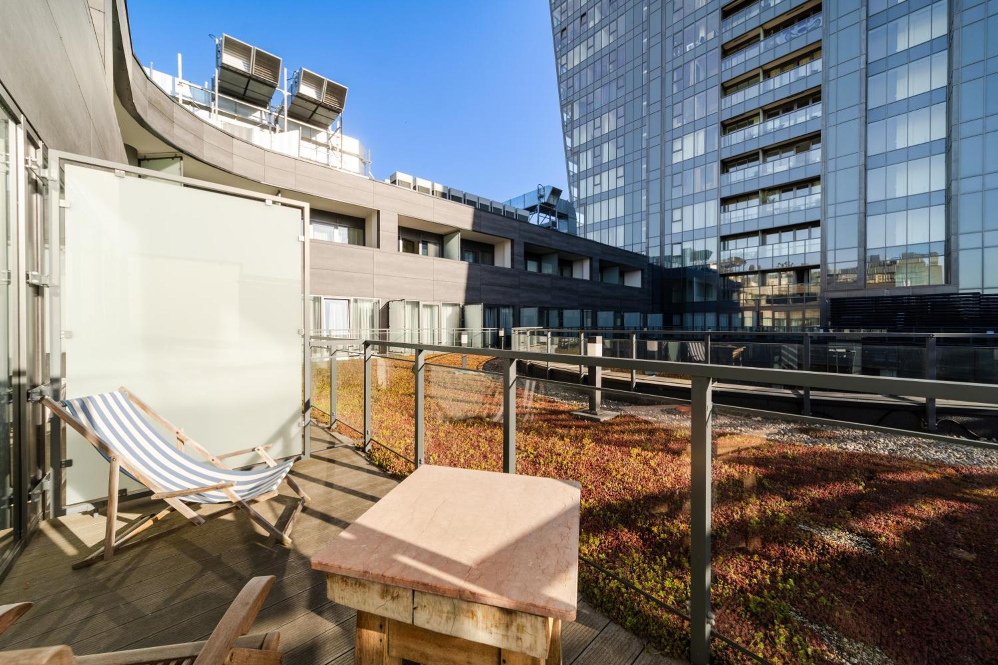 Hanza Tower No 628 - 6th Floor, Balcony, Swimming Pool *